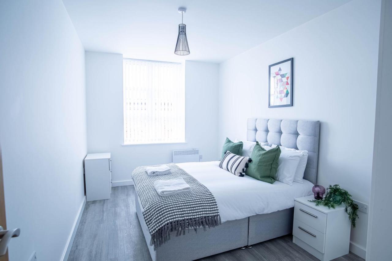 Luxury Apartments Available Next To Train Station - The Wallgate Apartments Wigan - Free Parking Exteriér fotografie
