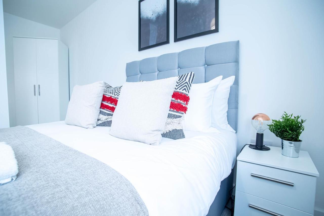 Luxury Apartments Available Next To Train Station - The Wallgate Apartments Wigan - Free Parking Exteriér fotografie