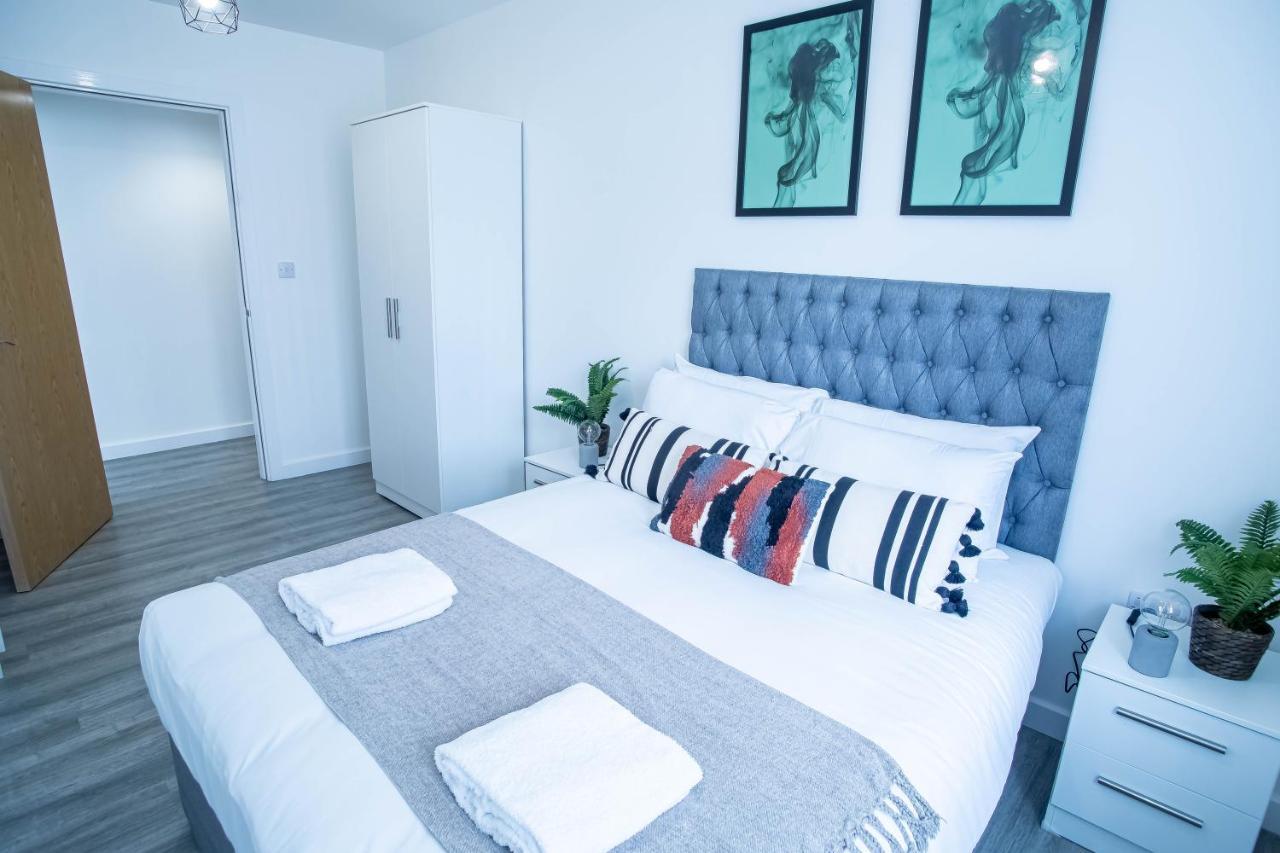 Luxury Apartments Available Next To Train Station - The Wallgate Apartments Wigan - Free Parking Exteriér fotografie