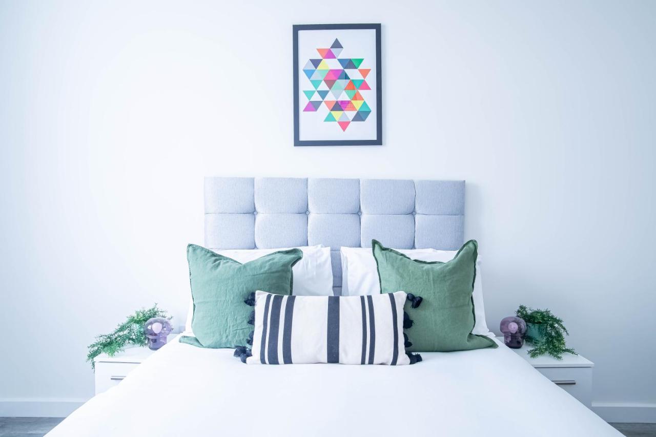 Luxury Apartments Available Next To Train Station - The Wallgate Apartments Wigan - Free Parking Exteriér fotografie