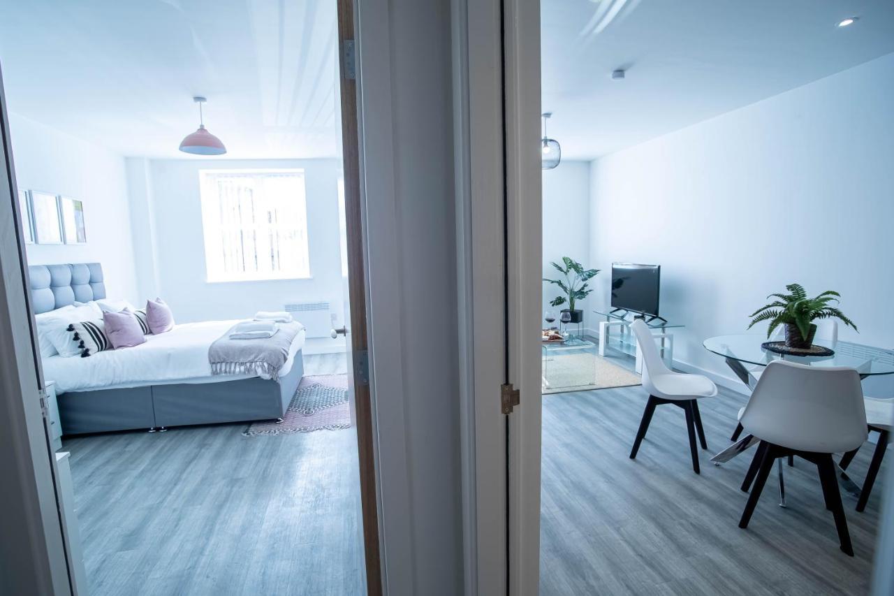 Luxury Apartments Available Next To Train Station - The Wallgate Apartments Wigan - Free Parking Exteriér fotografie