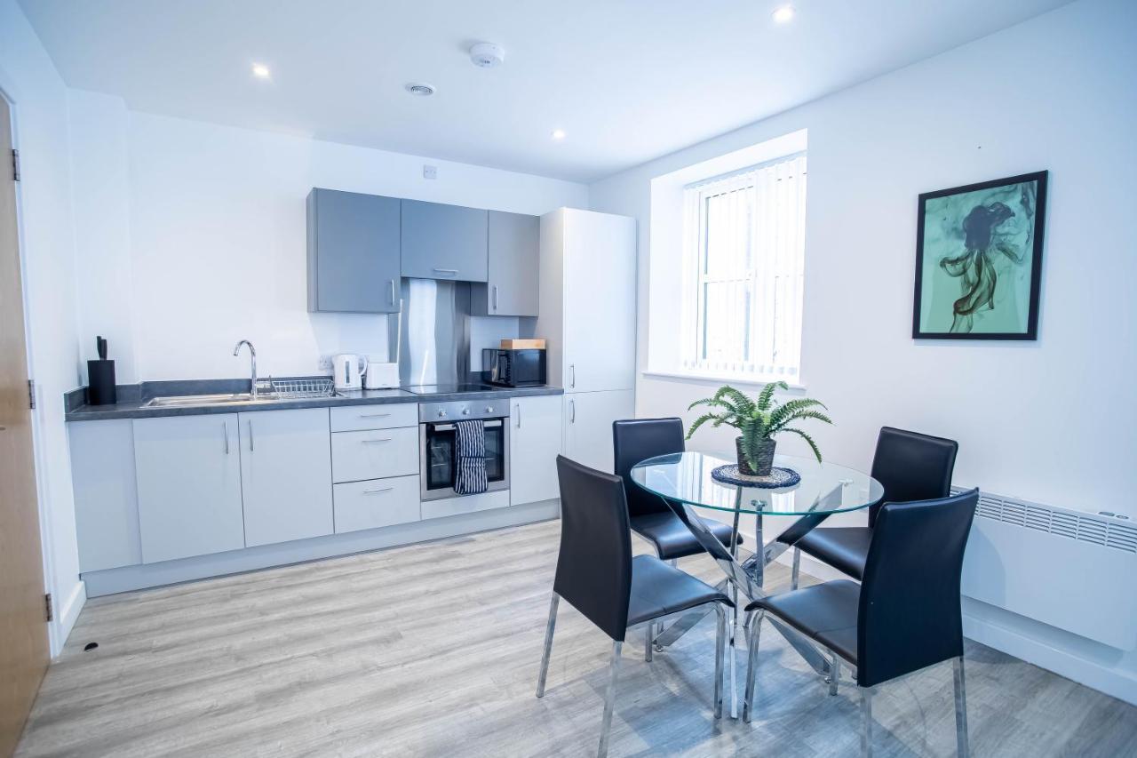 Luxury Apartments Available Next To Train Station - The Wallgate Apartments Wigan - Free Parking Exteriér fotografie