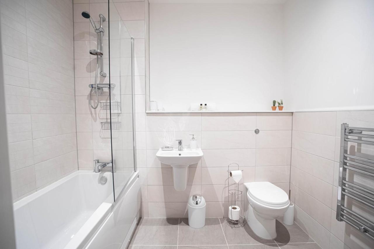 Luxury Apartments Available Next To Train Station - The Wallgate Apartments Wigan - Free Parking Exteriér fotografie