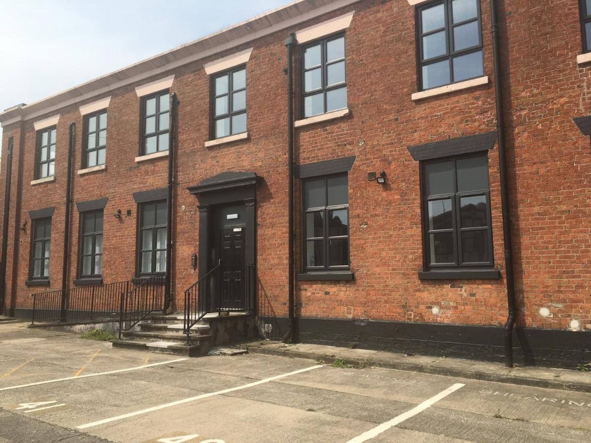Luxury Apartments Available Next To Train Station - The Wallgate Apartments Wigan - Free Parking Exteriér fotografie
